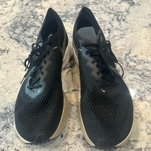 Men’s size 15 vapor fly running shoes no box worn twice